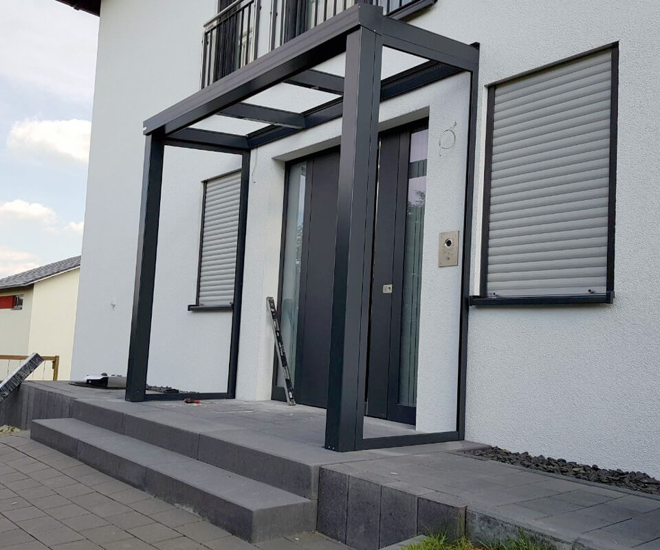 Eingangsüberdachung